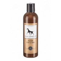 FELLKUR SILKY & SHINE Pflegekur für Hunde mit glänzendem und geschmeidigem Fell, die trockene Haut pflegt und das Kämmen erleichtert. Enthält natürliche Öle wie Kokos-, Avocado-, Jojoba- und Mandelöl sowie feuchtigkeitsspendendes Hyaluron