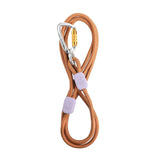Die Woolly Wolf Führleine Rope Thin Terracotta Mix aus 100% recyceltem Polyester bietet eine nachhaltige und funktionale Lösung für Hundebesitzer. Mit reflektierendem Streifen, integrierter Dehnbarkeit und einem leichten Aluminium-Karabiner sorgt die Leine für Sicherheit und Komfort bei täglichen Spaziergängen.
