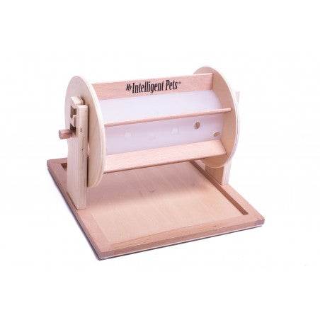 Hunde Glücksrad Pet’s Wheel of Fortune aus Holz, fördert geistige Stimulation und Geschicklichkeit für Hunde und Katzen, bei dem das Haustier das Rad dreht, um an Leckerlis zu gelangen.